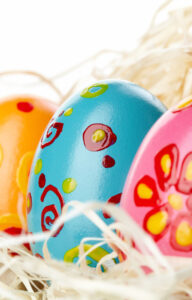 Easy Easter Crafts the Whole Family Will Enjoy in 2023