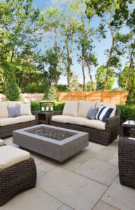 DIY Outdoor Seating Ideas for Entertaining